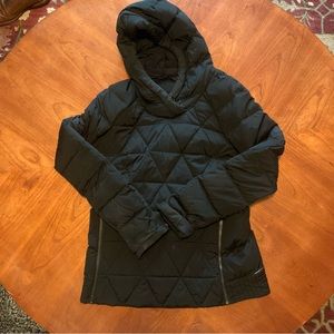 Lululemon puffer jacket pull over